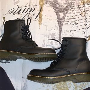 Doc martens 8 eye black boots, comes with box